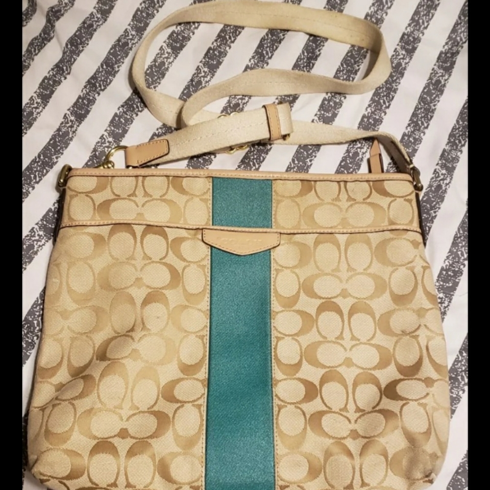 Coach slingbag
